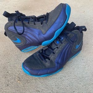 Nike Air Max men’s size 7.5 blue and black